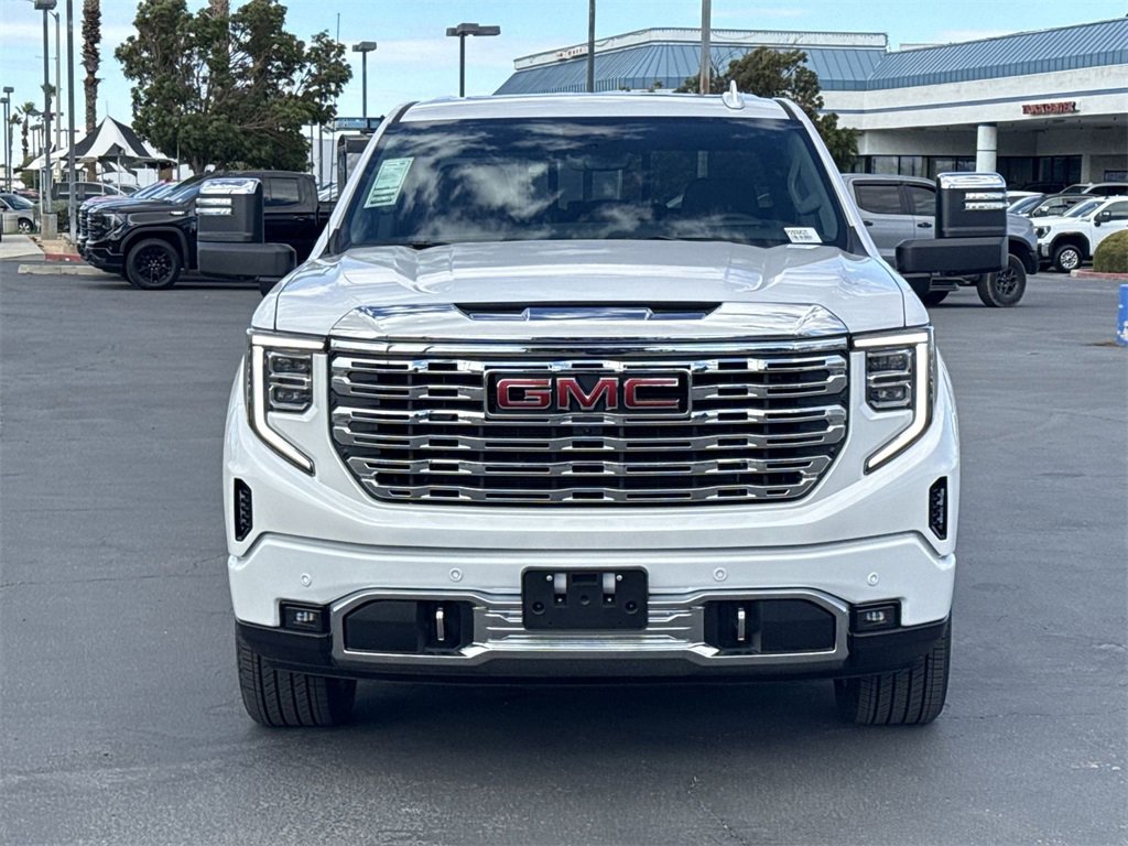 2025 Gmc Sierra 1500 Denali photo 2