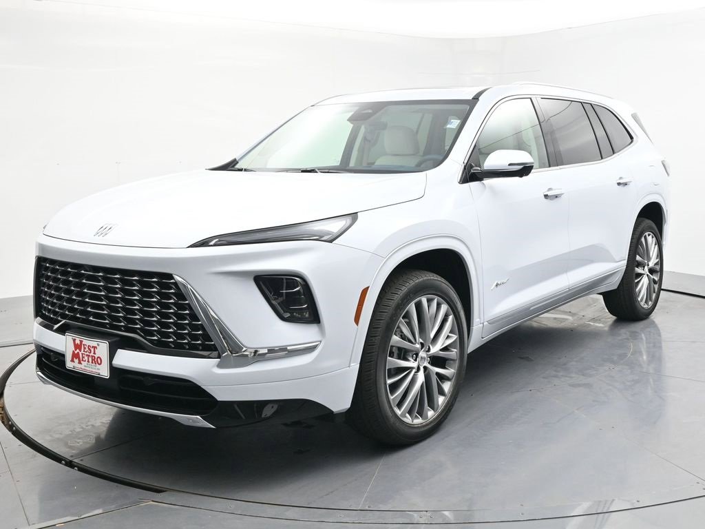 2026 Buick Enclave Avenir's photo