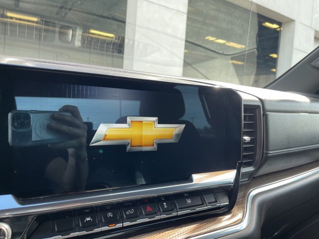 2023 Chevrolet Silverado 1500 LT photo 15