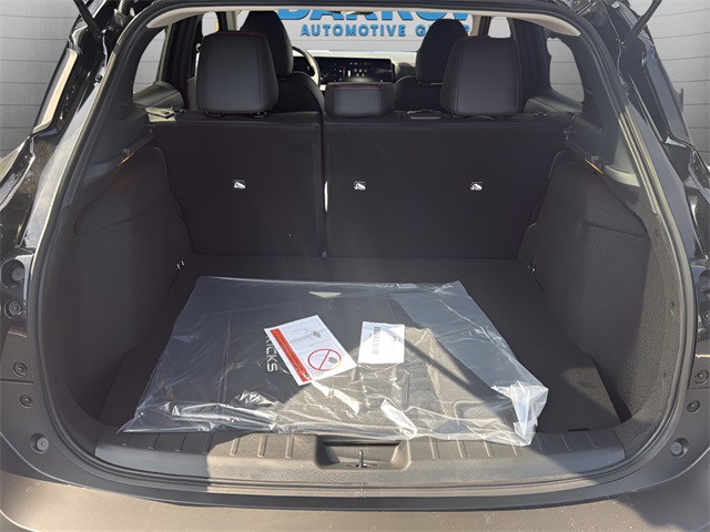 2026 Nissan Kicks SR photo 15