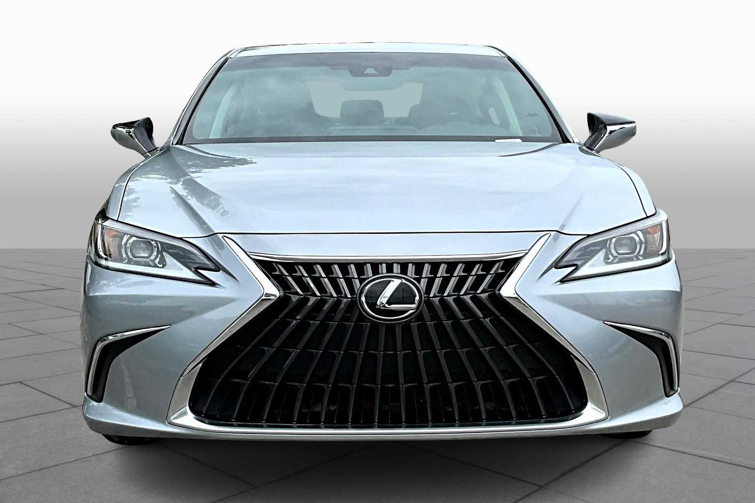 2023 Lexus ES 350 photo 3