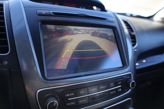 2015 Kia Sorento SX photo 3