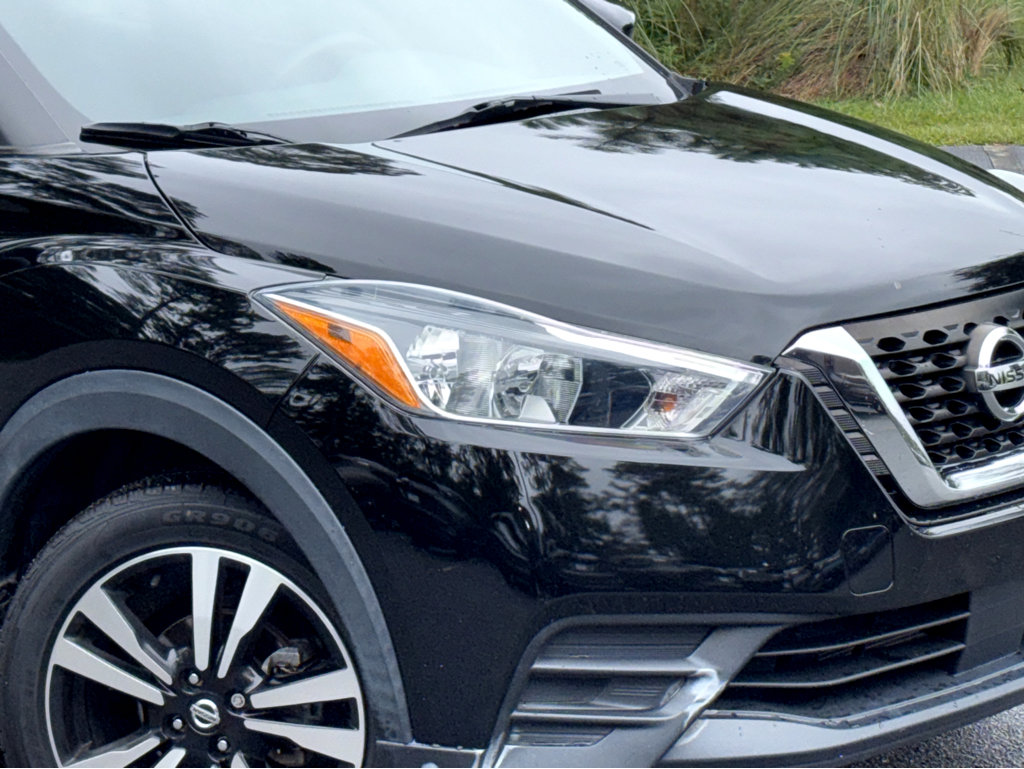 2020 Nissan Kicks SV photo 8