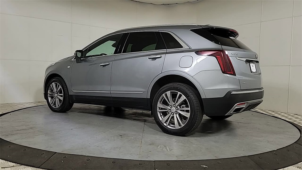 2025 CADILLAC XT5 - Image 5