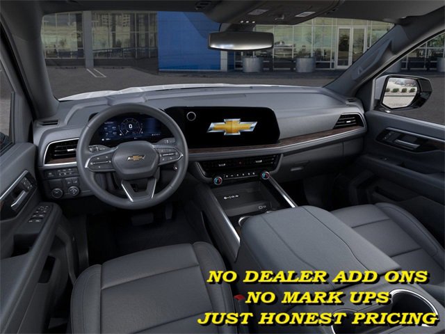 2025 Chevrolet Suburban LT photo 14