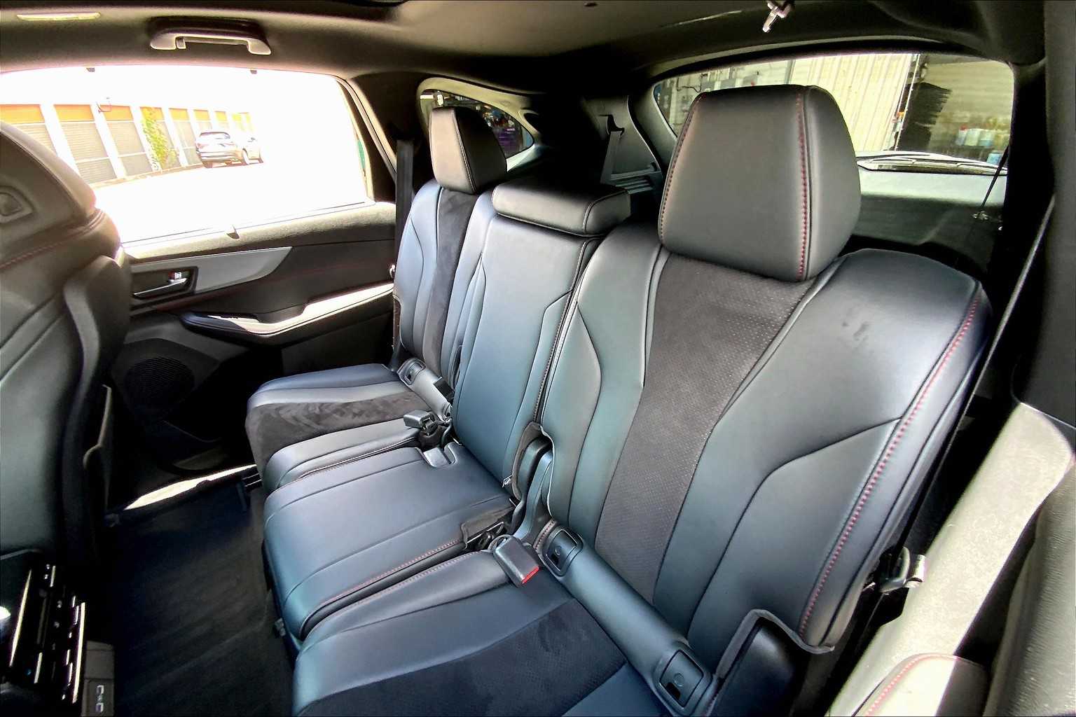 2024 Acura MDX SH-AWD A-Spec photo 18