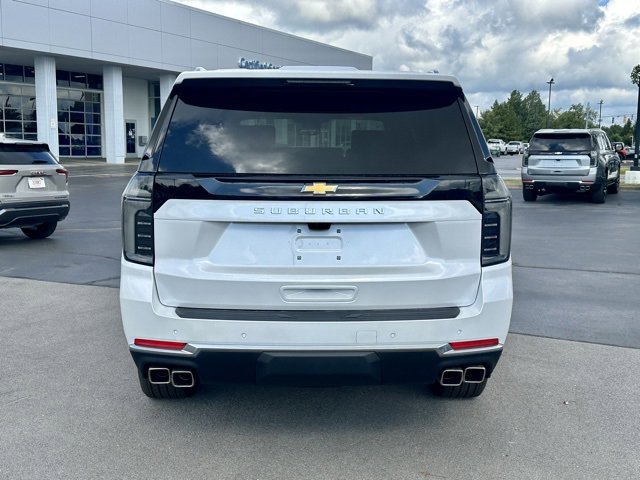 2025 Chevrolet Suburban High Country photo 4