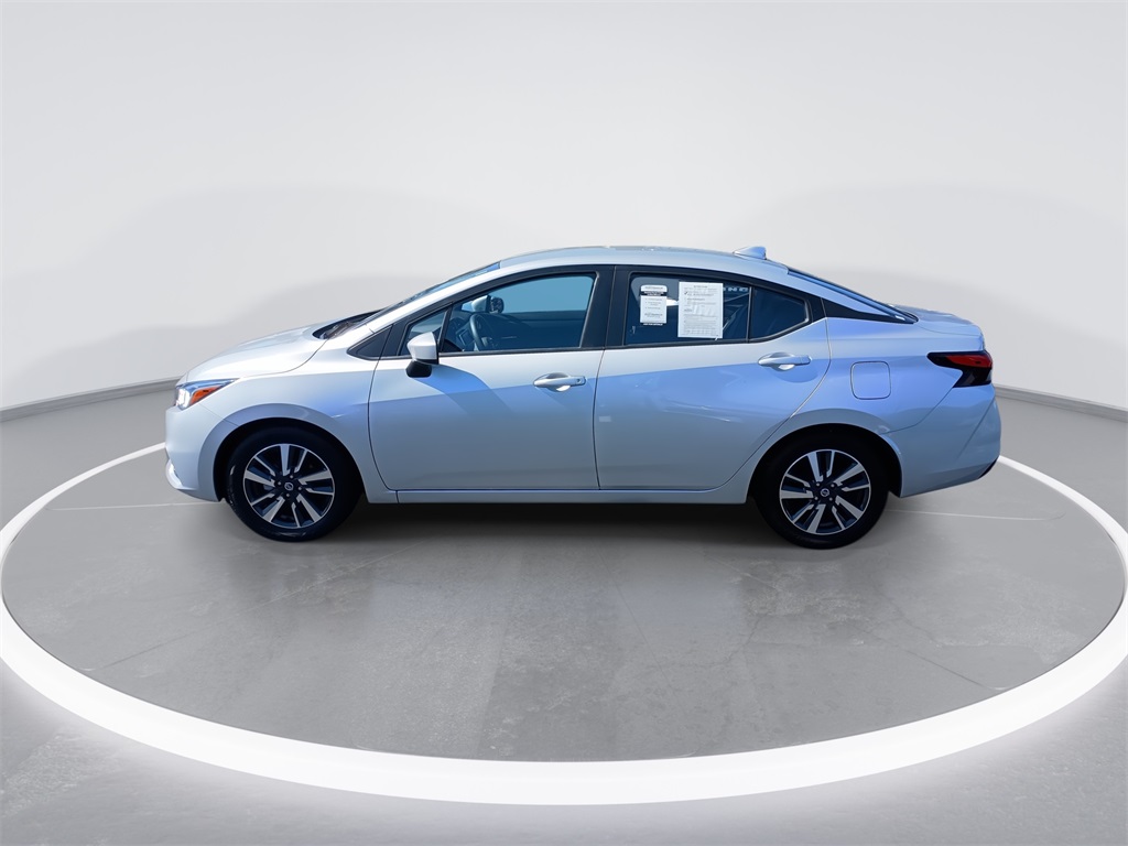 2022 Nissan Versa 1.6 SV photo 4