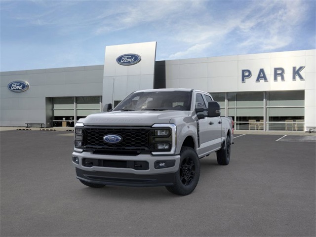 2026 Ford F-350 photo 2