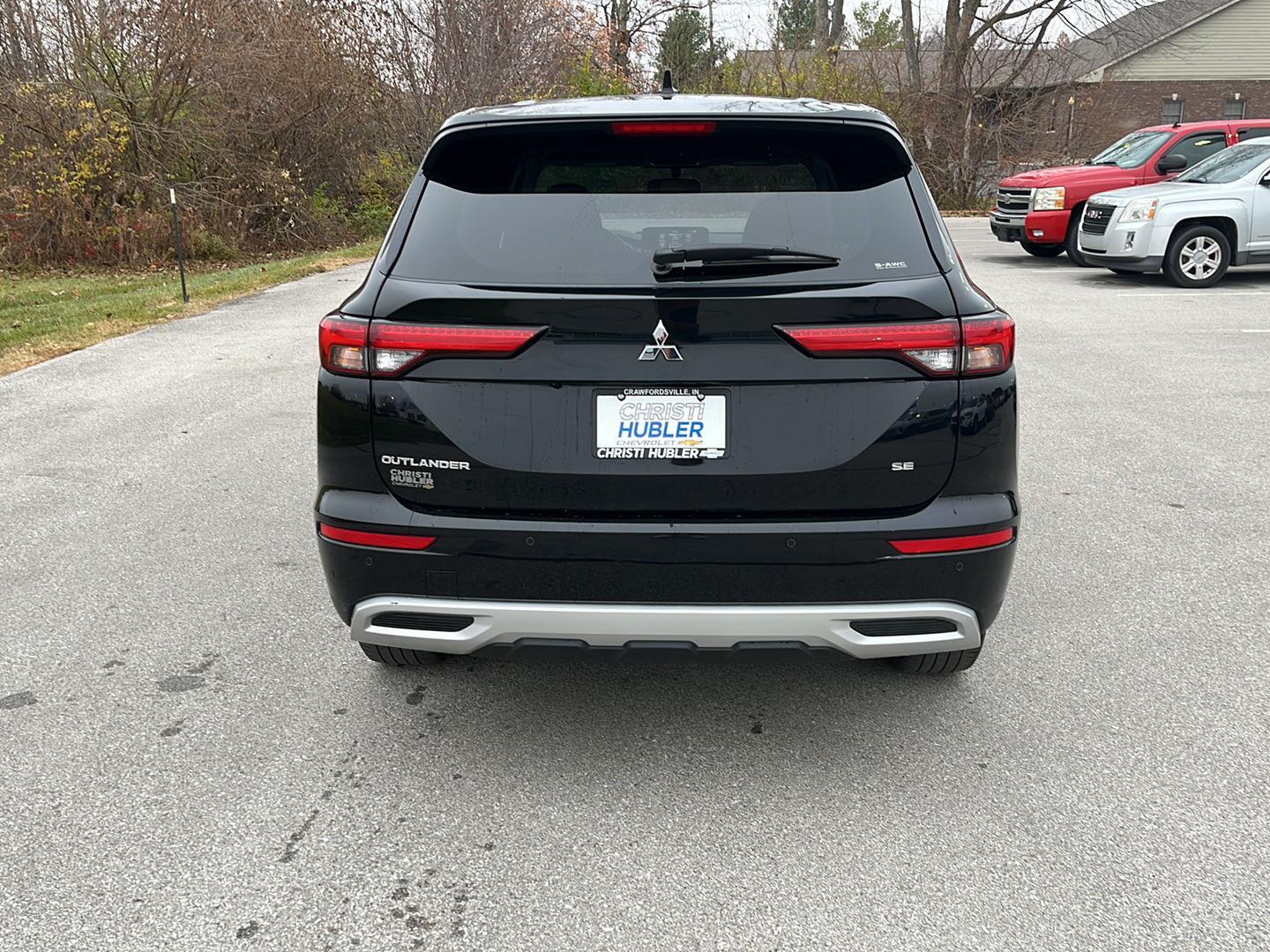 2024 Mitsubishi Outlander Sport S photo 3