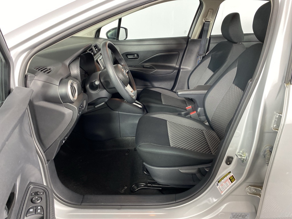 2020 Nissan Versa 1.6 S photo 4