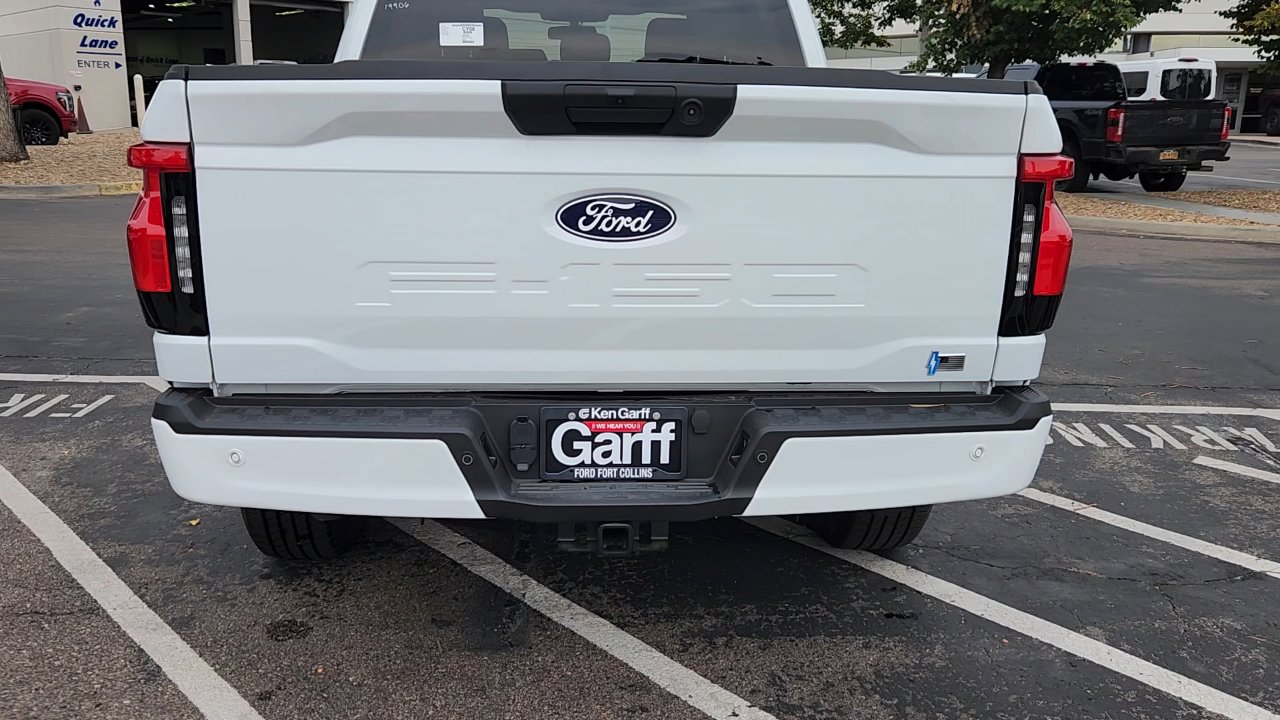2025 Ford F-150 Lightning photo 25