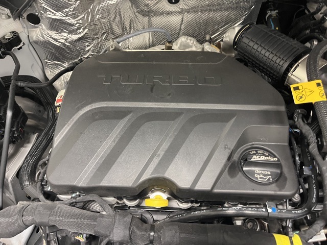 2025 Chevrolet Trax LT photo 22