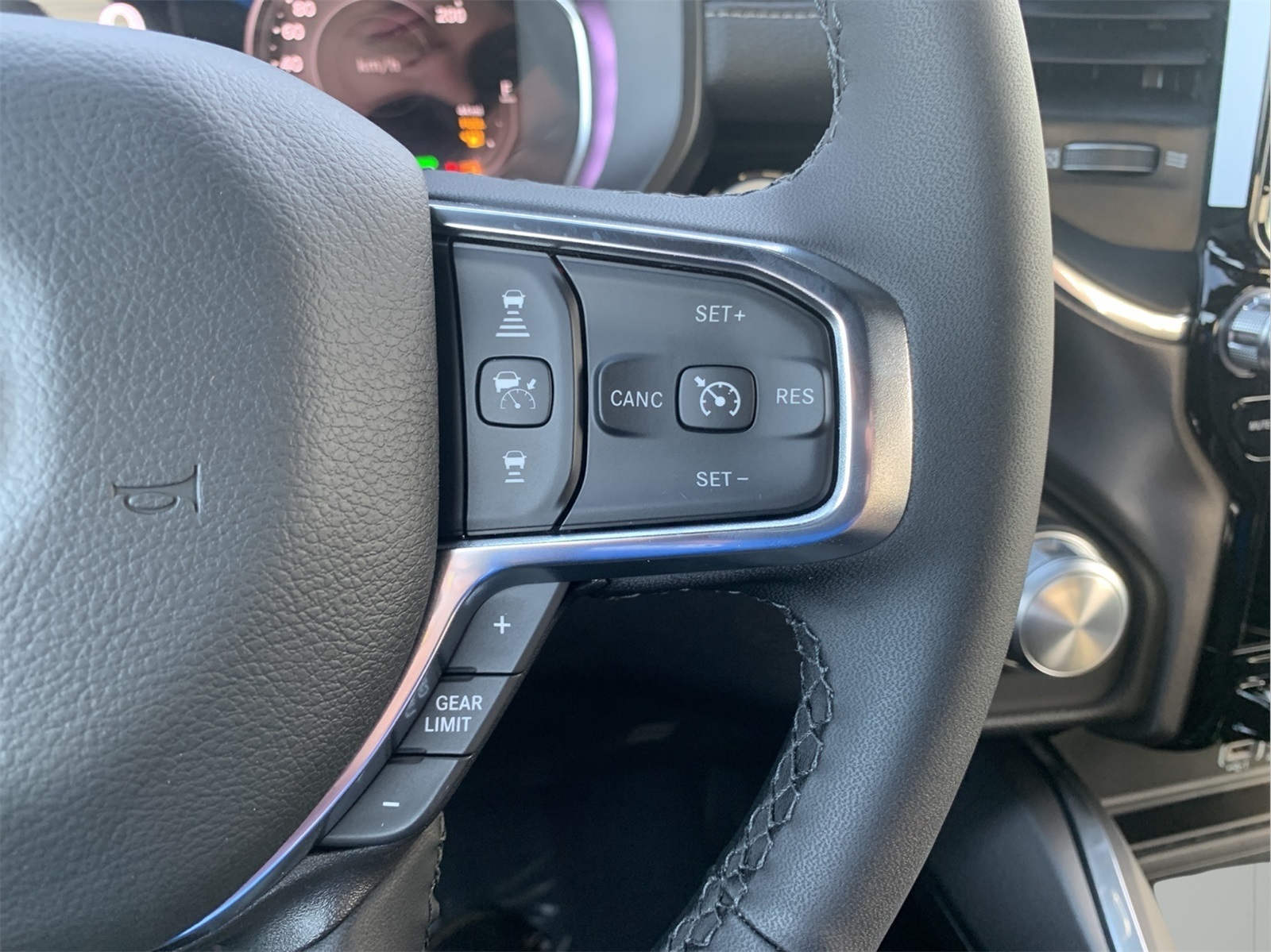 2026 Ram 1500 Laramie photo 14