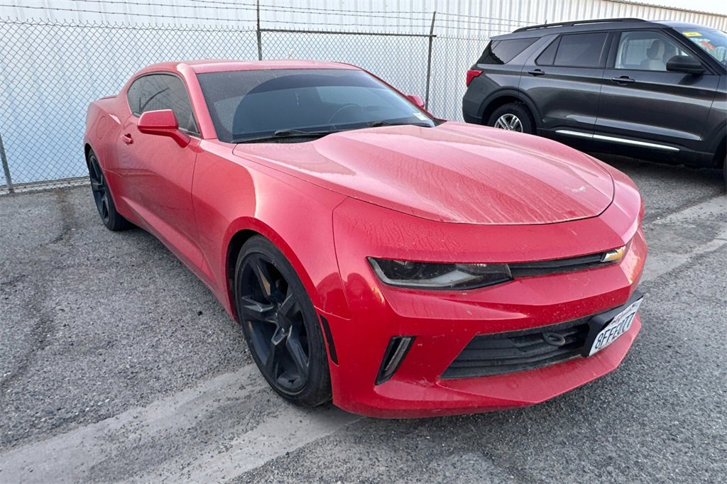 2018 Chevrolet Camaro 1LS 1LT photo 2
