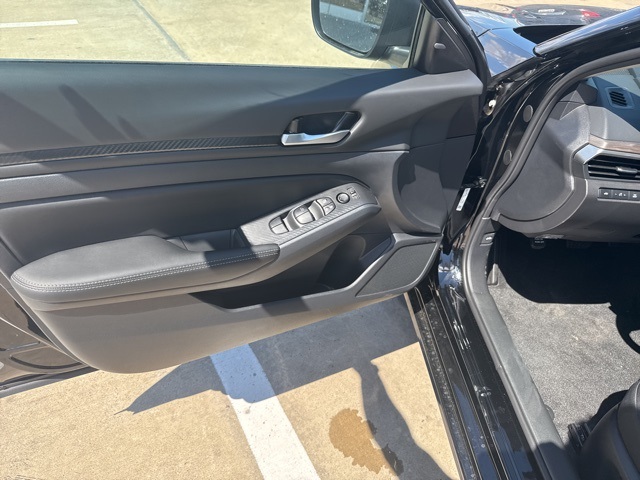 2025 Nissan Altima 2.5 SV photo 11