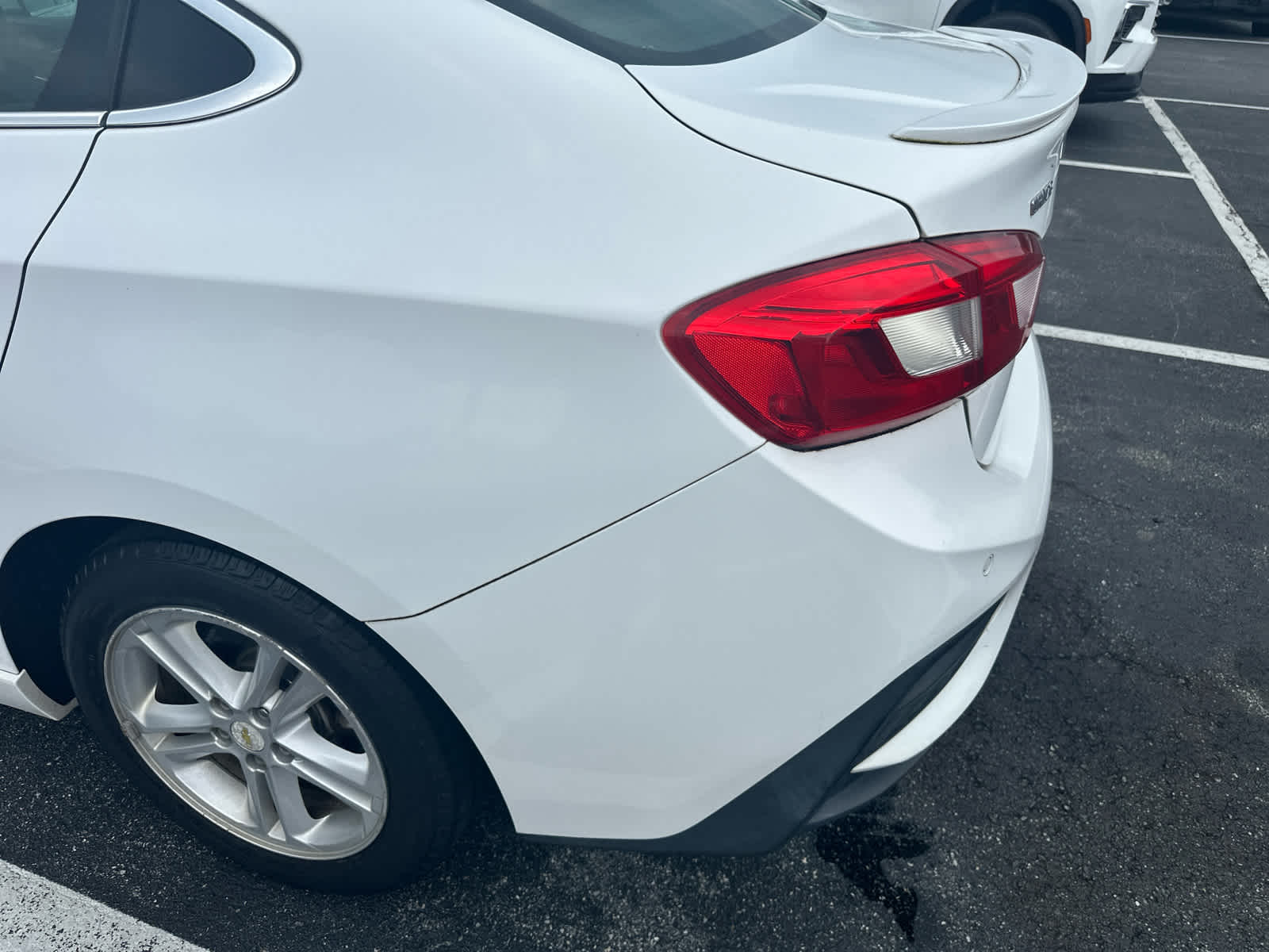 2016 Chevrolet Cruze Premier photo 4