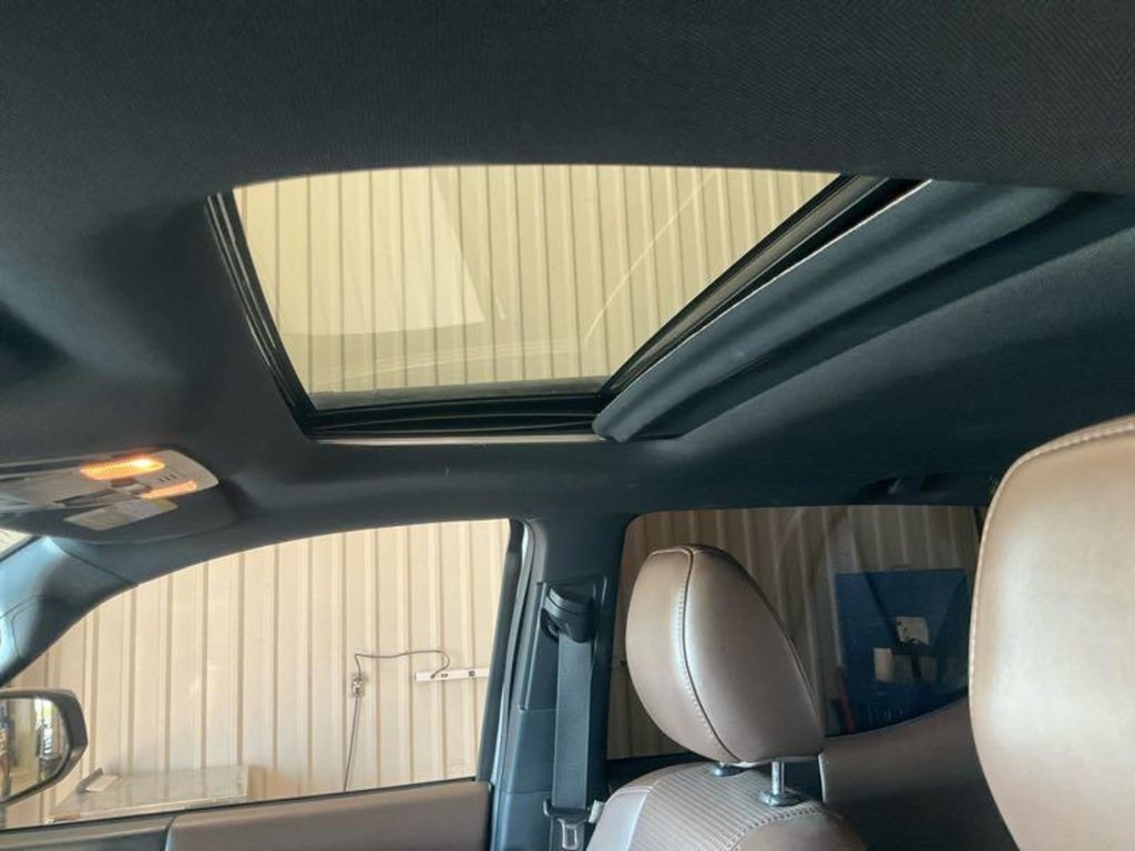 2016 Toyota Tacoma Limited photo 7