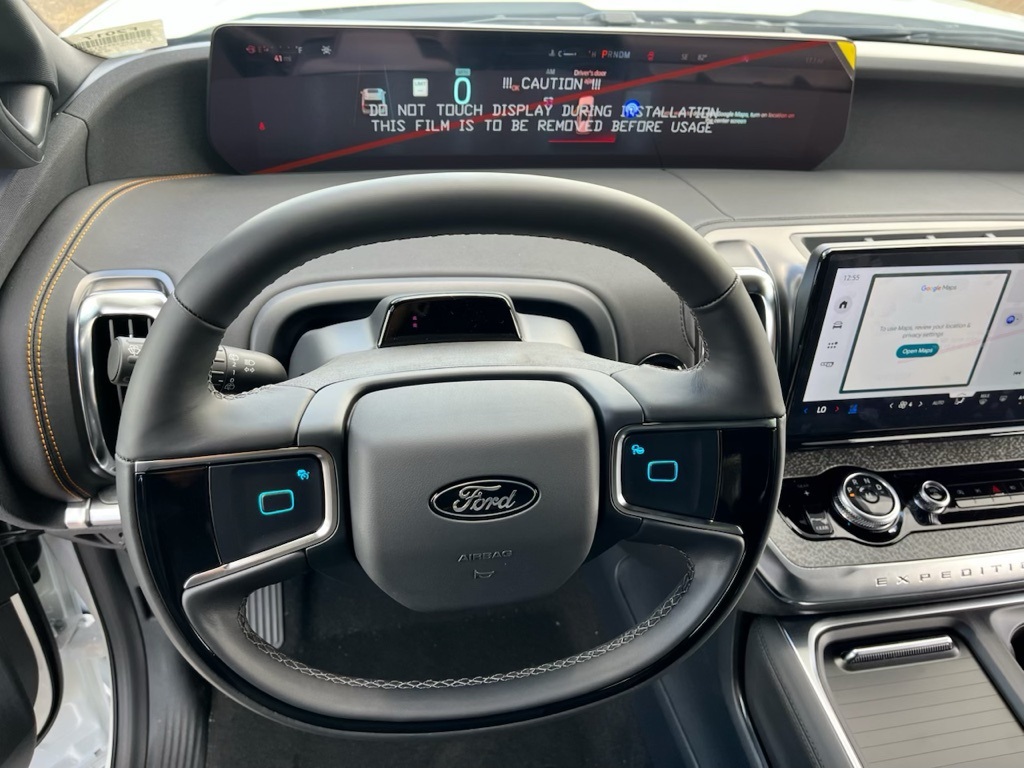 2025 Ford Expedition photo 13
