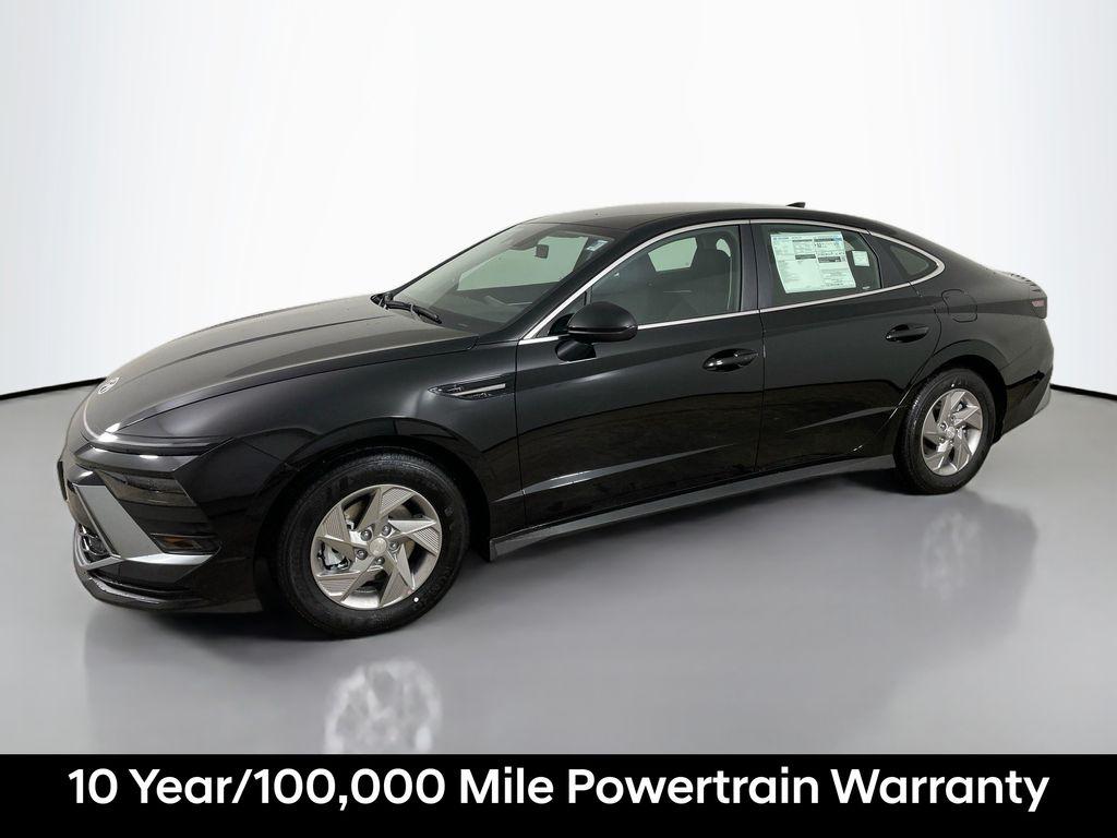 2026 Hyundai Sonata SE photo 4