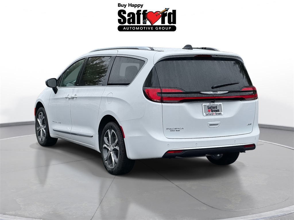2026 Chrysler Pacifica Pinnacle photo 6
