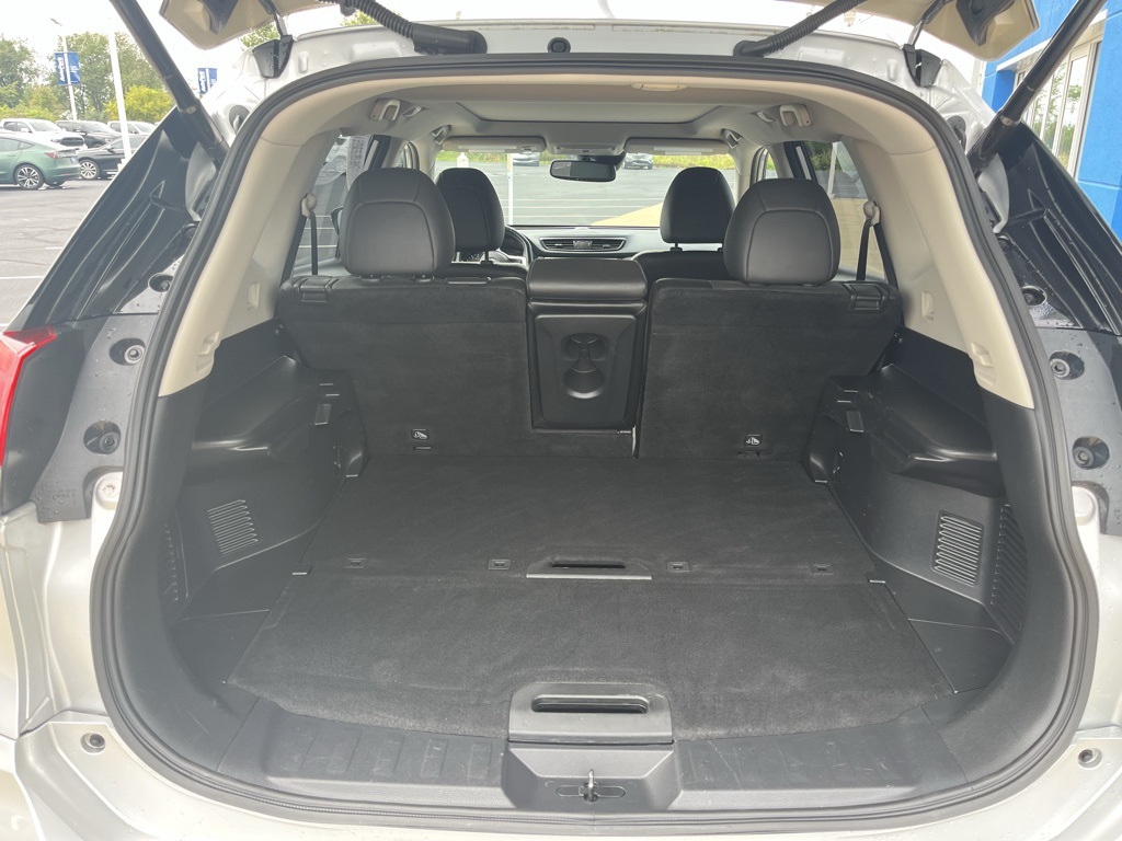 2018 Nissan Rogue SL photo 8
