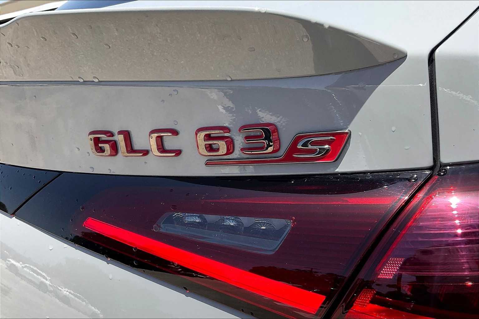 2025 Mercedes Benz GLC AMG 63 S E PERFORMANCE 4MATIC Coupe photo 5
