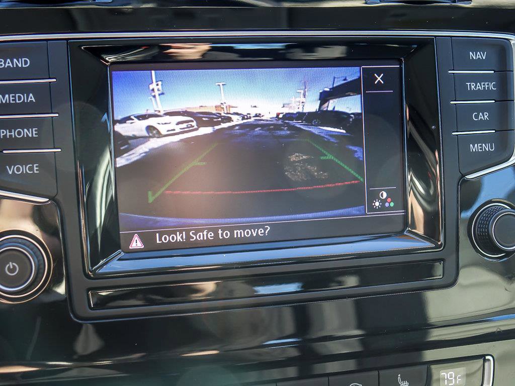 2015 VOLKSWAGEN GOLF - Image 18