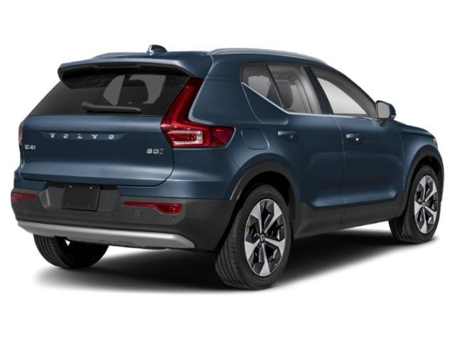 2026 Volvo XC60 B5 photo 2