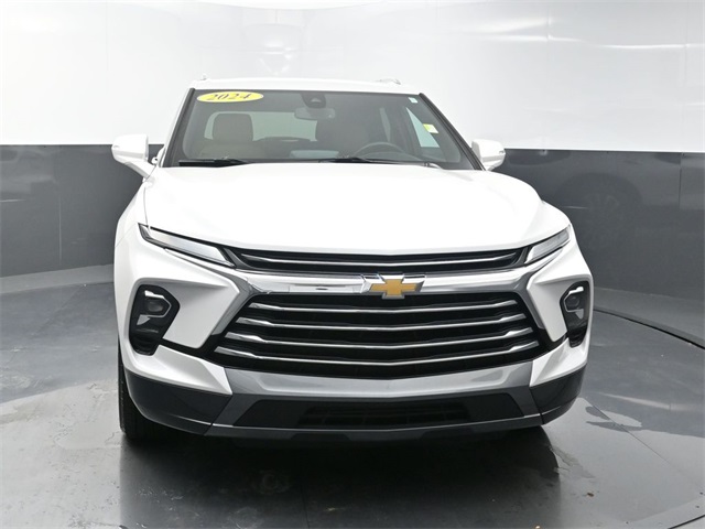 2024 Chevrolet Blazer Premier photo 2