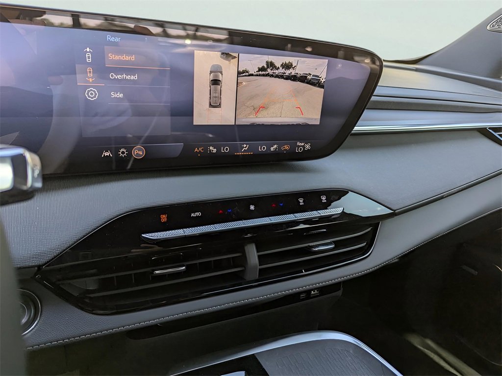 2025 Buick Enclave Sport Touring photo 9
