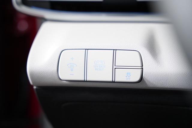 2025 Hyundai Elantra Hybrid Limited photo 20