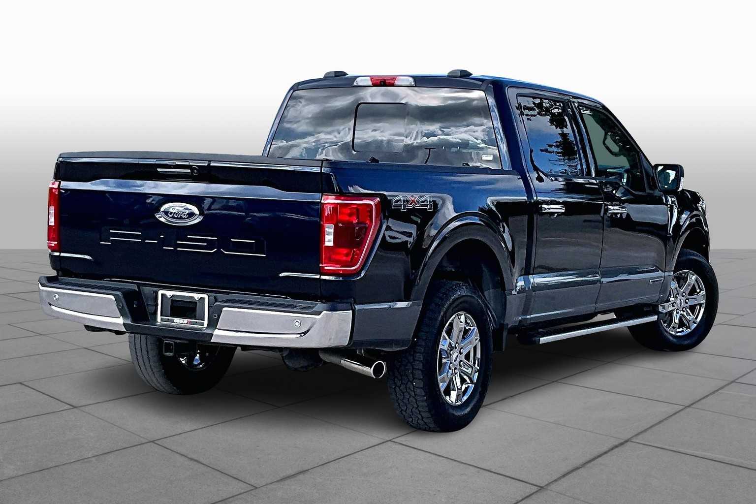 2022 Ford F-150 XLT photo 13