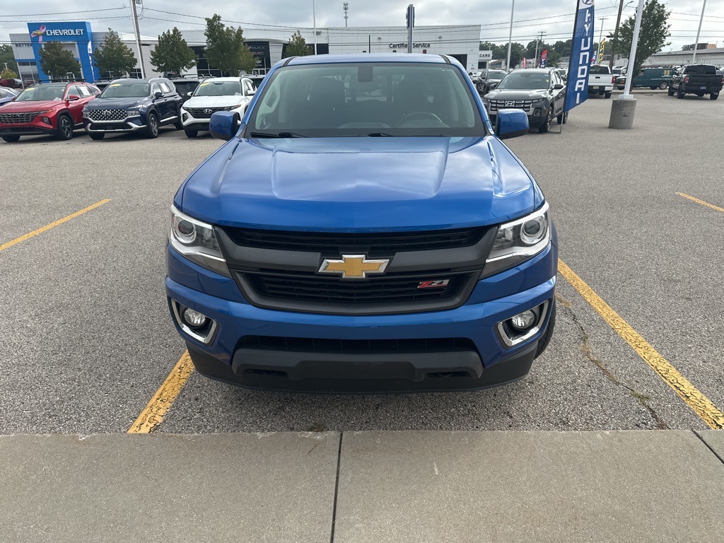 2018 Chevrolet Colorado Z71 photo 2