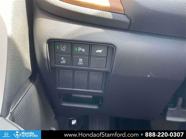 2022 Honda CR-V Hybrid Touring photo 18