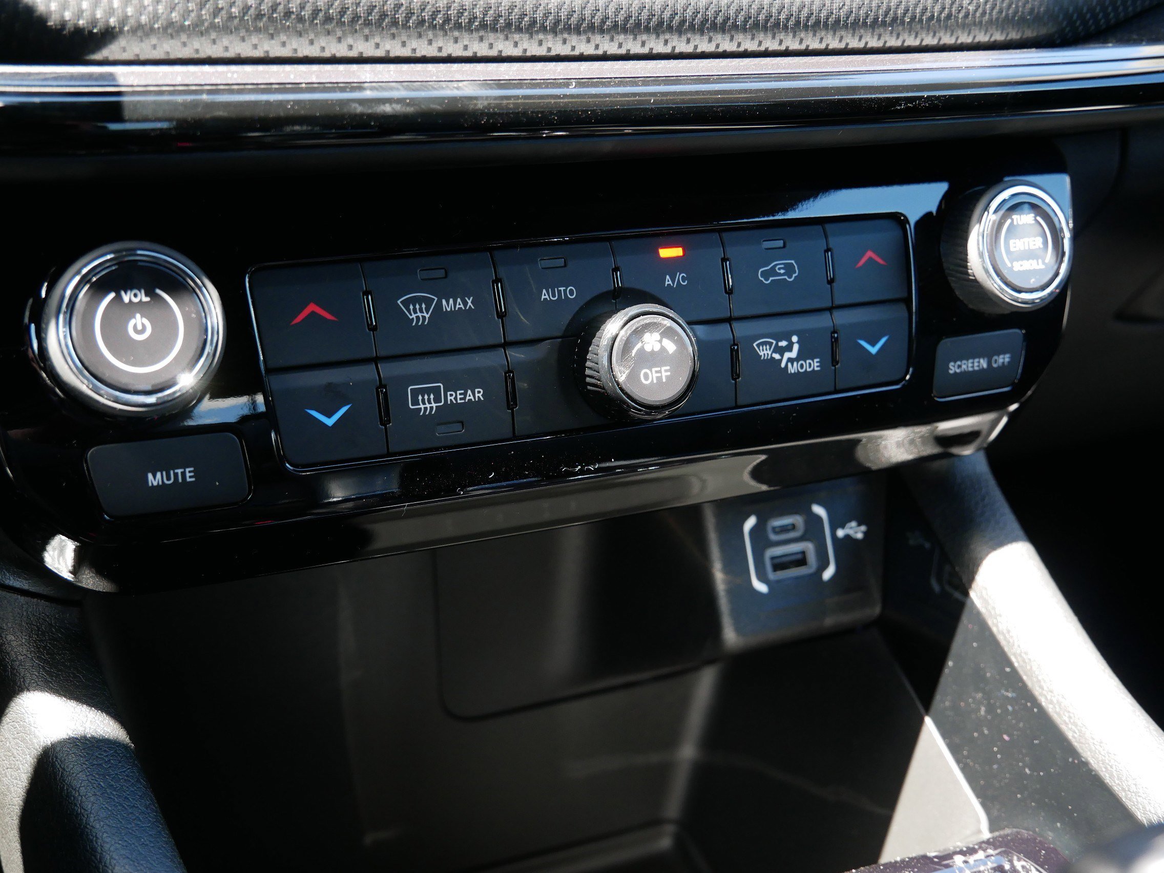 2025 Jeep Compass Limited photo 15