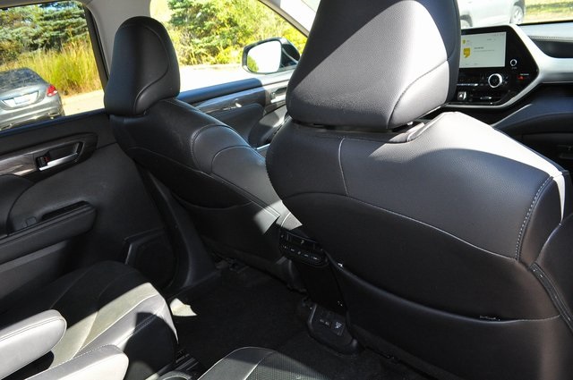 2023 Toyota Highlander Hybrid Platinum photo 27