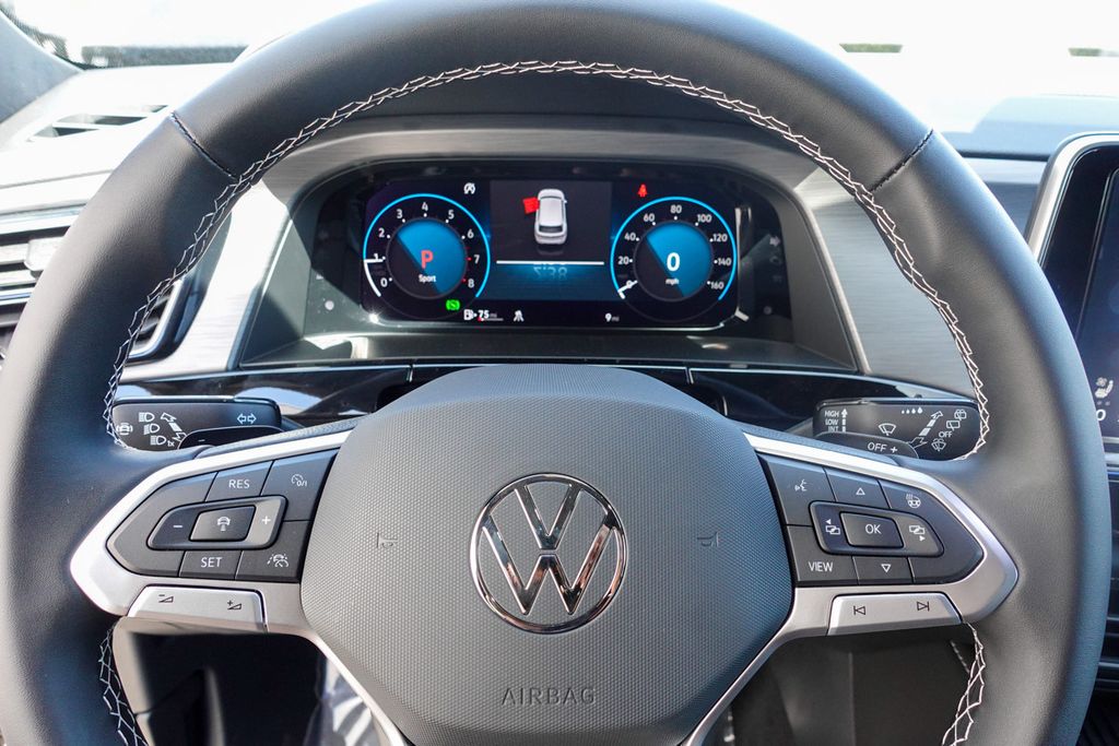 2025 Volkswagen Atlas Cross Sport SE photo 14