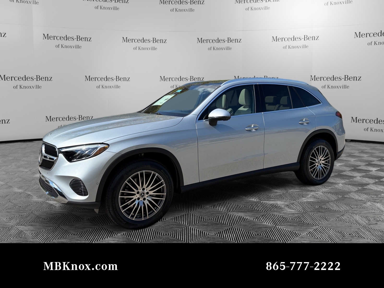 2026 Mercedes-Benz GLC Base's photo