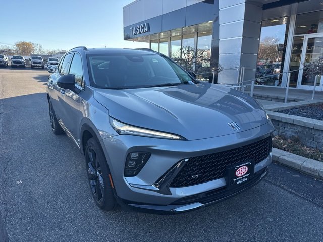 2025 Buick Envision Sport Touring's photo