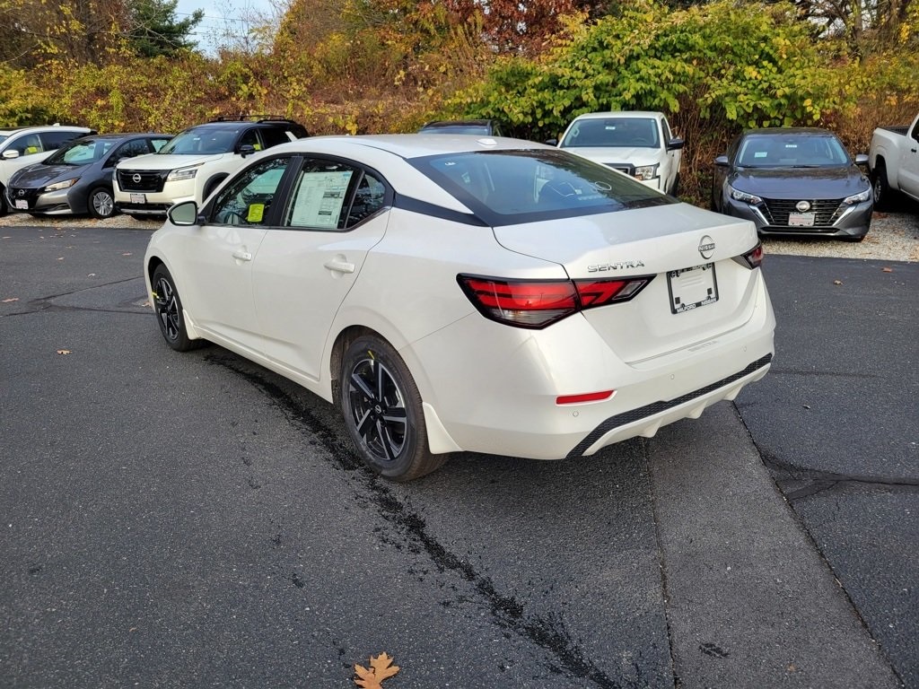 2025 Nissan Sentra SV photo 2