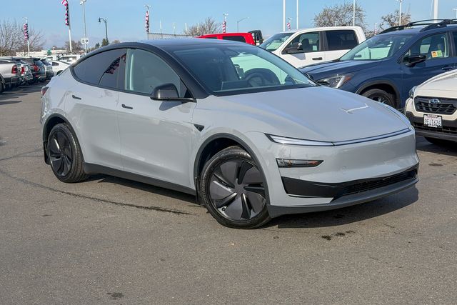 Used 2026 Tesla Model Y Long Range with VIN 7SAYGDEE9TF365442 for sale in Elk Grove, CA