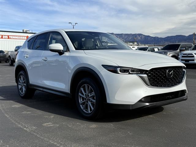 2023 Mazda CX-5 S Preferred package's photo
