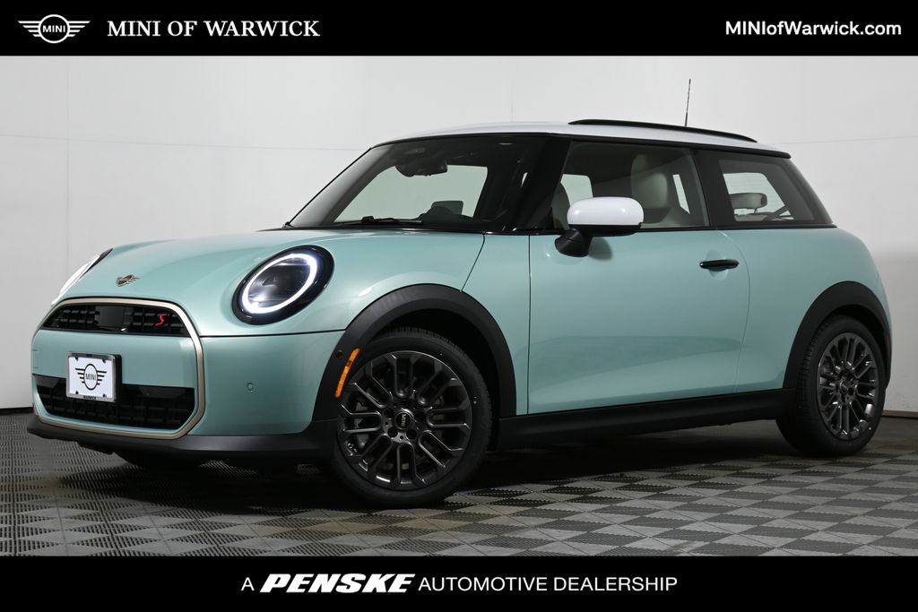 2026 MINI Hardtop 2 Door S's photo