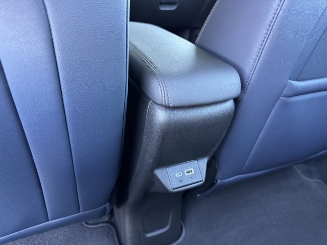 2023 Chevrolet Bolt EUV Premier photo 15