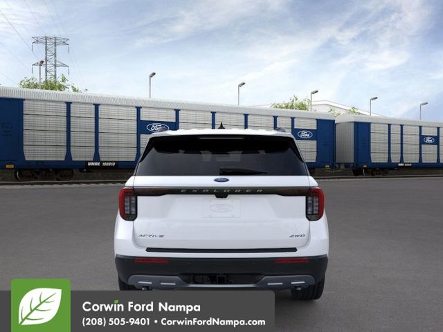 2025 Ford Explorer photo 3