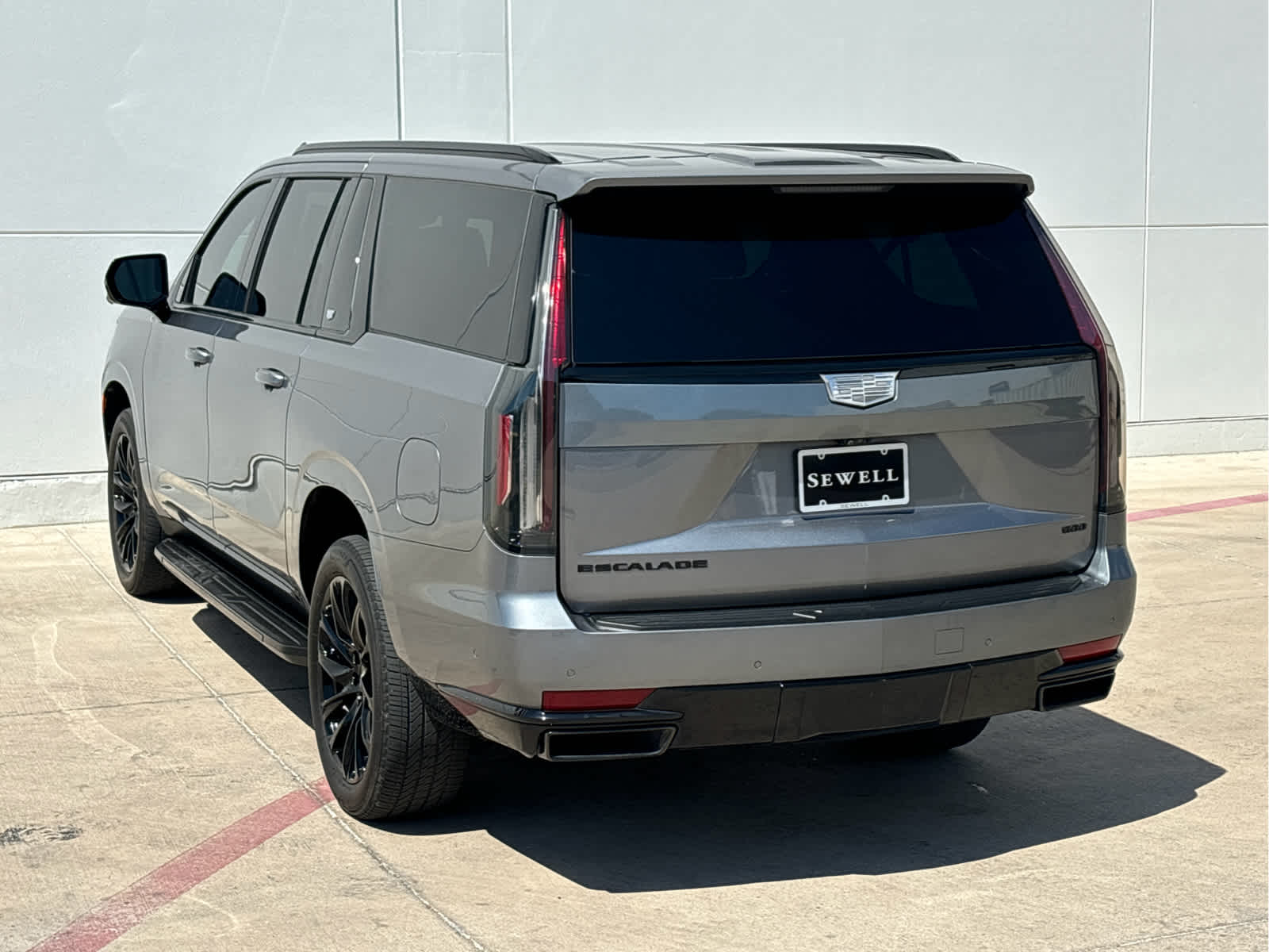 2021 Cadillac Escalade ESV Sport photo 6