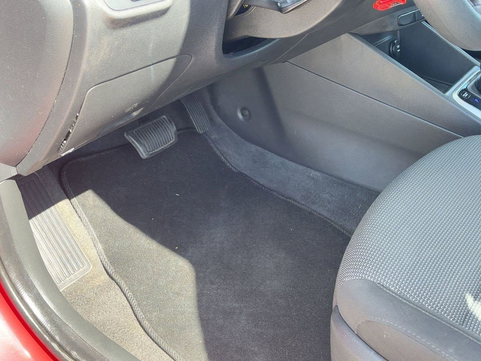 2021 Hyundai Accent SE photo 20