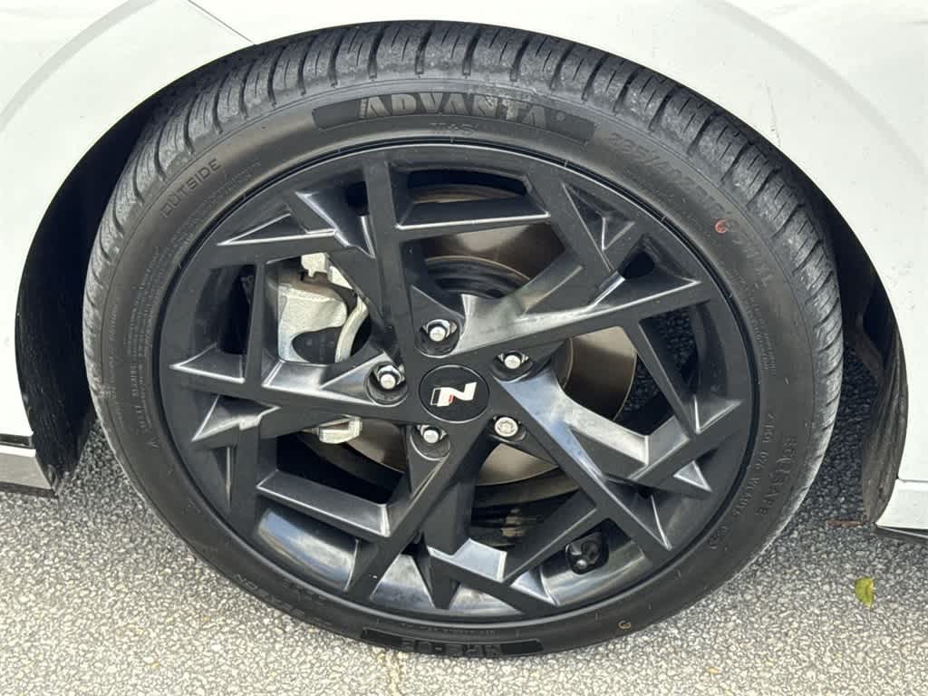 2024 Hyundai Elantra N Line photo 11