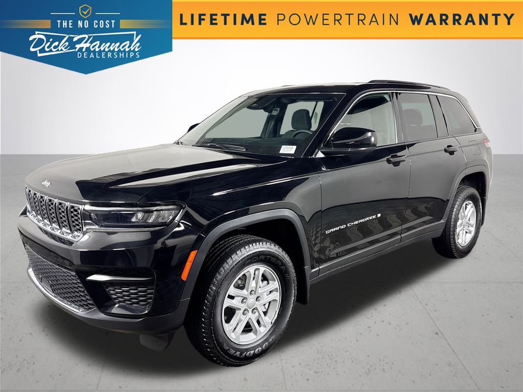 2025 Jeep Grand Cherokee Laredo